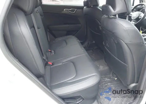 2023 Kia Sportage Hybrid Ex from USA, damaged, VIN KNDPVCAG8P7071168